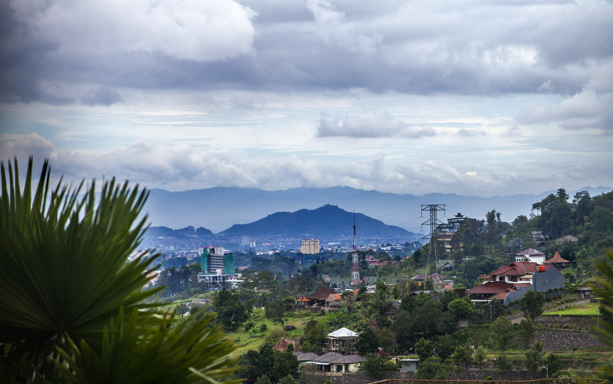 Kencana Villa Dago Bandung Exteriör bild