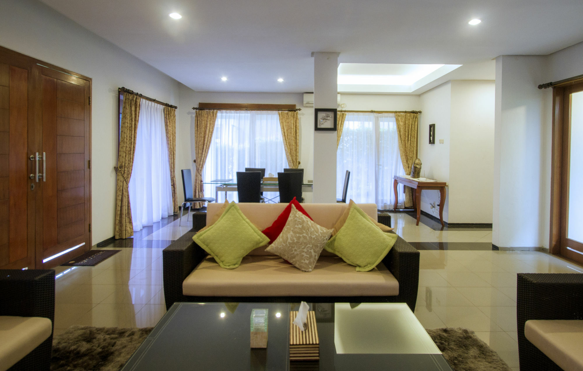 Kencana Villa Dago Bandung Exteriör bild