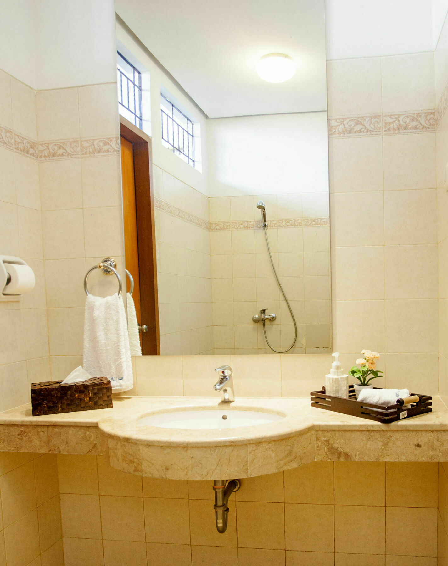Kencana Villa Dago Bandung Exteriör bild